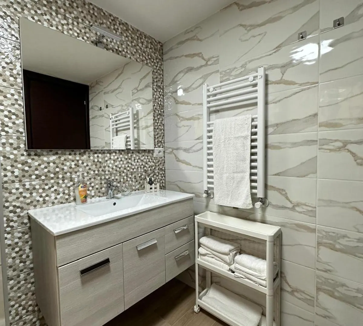 Apartment Guest House Scarlatti Naples Italy